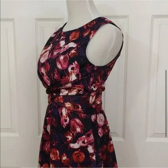 Kut from the Kloth floral print scuba dress size 6 - Picture 3 of 7